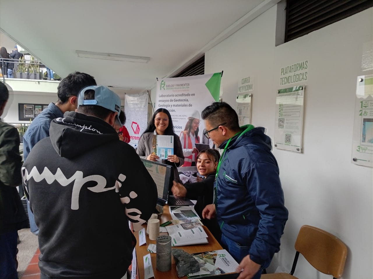 Actividad académica Suelos y Pavimentos